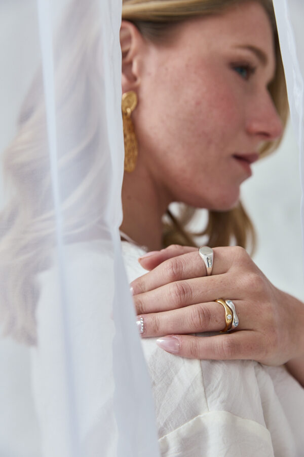 Anillo con Cristales Marea Plata